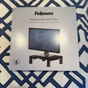 Fellowes® Monitor Riser